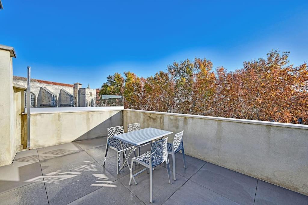Le Loft Des Papes - 2 Terrasses - Vue Panoramique Sur La Ville - Ac Clim อาวีญง ภายนอก รูปภาพ