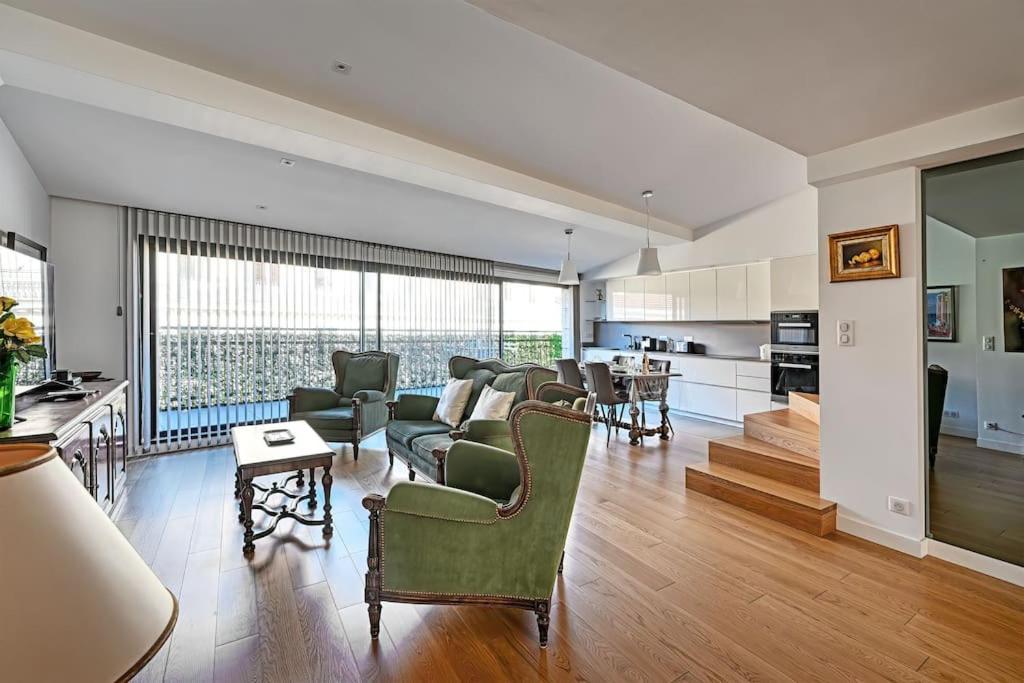 Le Loft Des Papes - 2 Terrasses - Vue Panoramique Sur La Ville - Ac Clim อาวีญง ภายนอก รูปภาพ